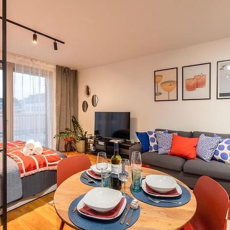 Urban Chic Residences Praga Exterior foto